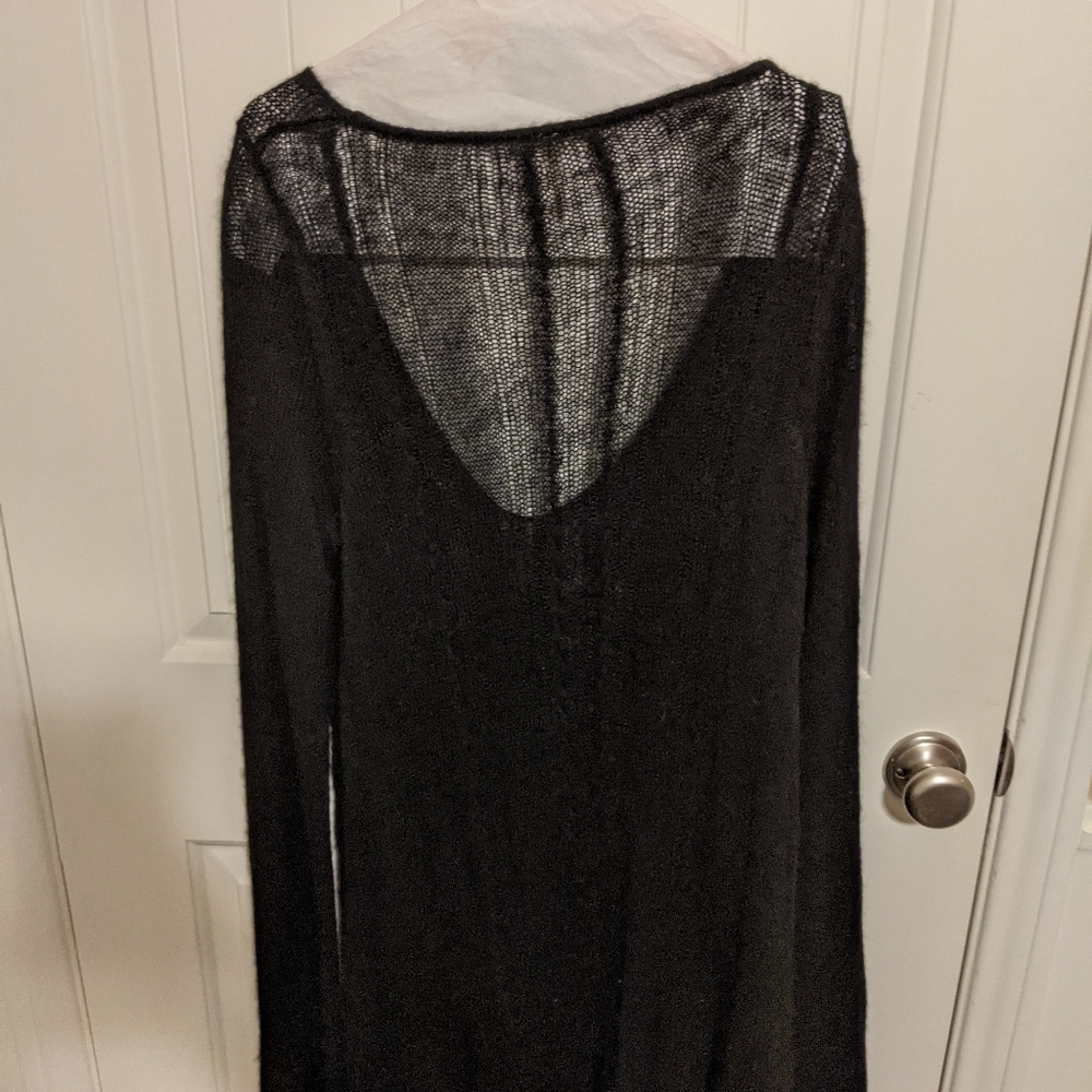 Free People Black 🖤 pull over sweater - Picture 6 of 10
